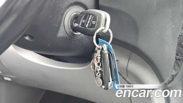 Hyundai Starex 2021 — photo 34