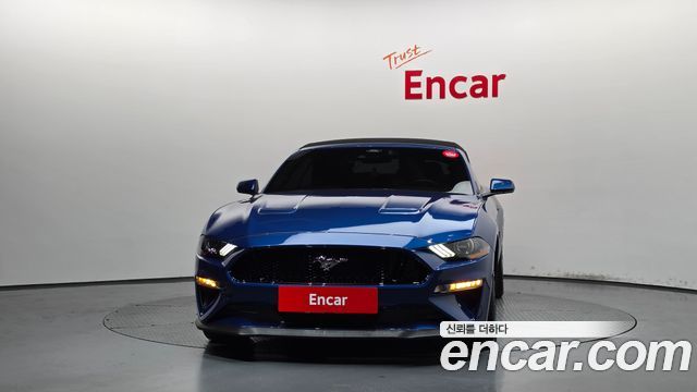 Ford Mustang 2022 — photo 3