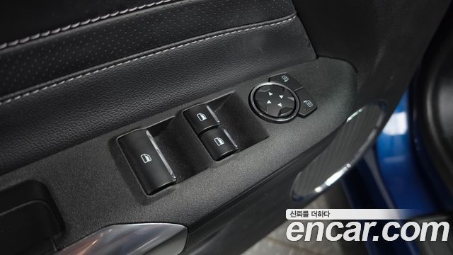 Ford Mustang 2022 — photo 29
