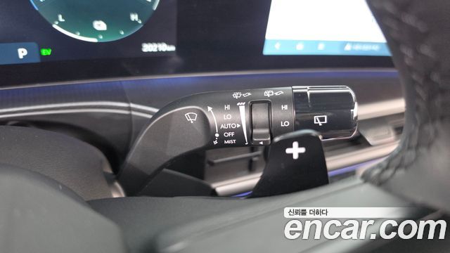 Hyundai Santafe 2025 — photo 27
