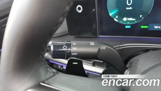 Hyundai Santafe 2025 — photo 39