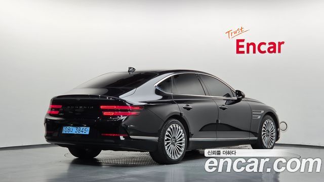 Genesis G80 2022 — photo 2