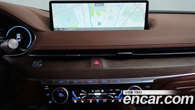 Genesis G80 2022 — photo 19