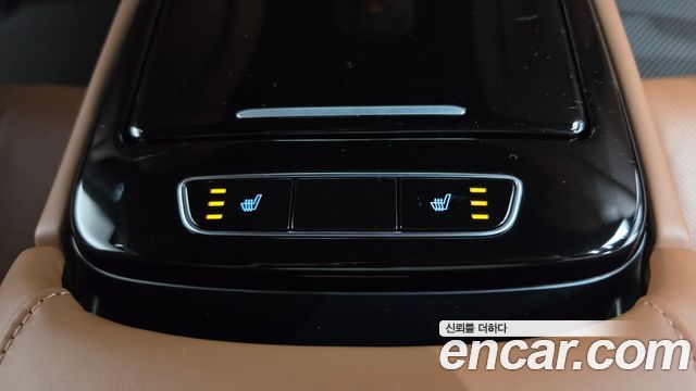 Genesis G80 2022 — photo 25