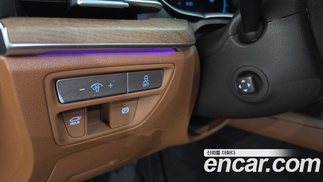 Genesis G80 2022 — photo 27