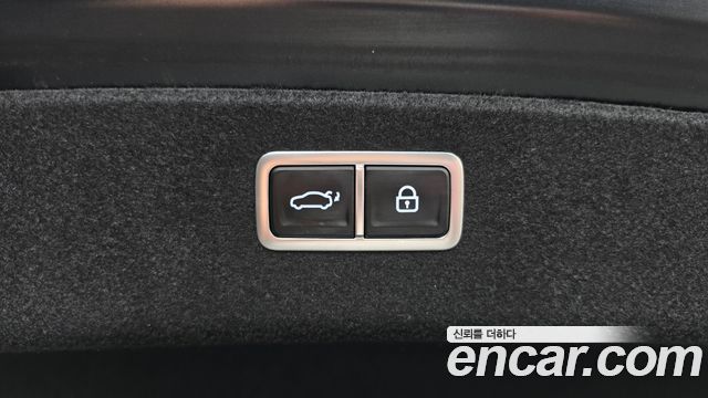 Genesis G80 2022 — photo 36
