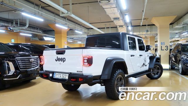 Jeep Gladiator 2022 — photo 3