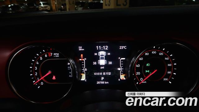 Jeep Gladiator 2022 — photo 7