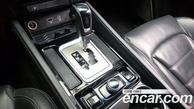 KG Mobility Rexton 2018 — photo 12