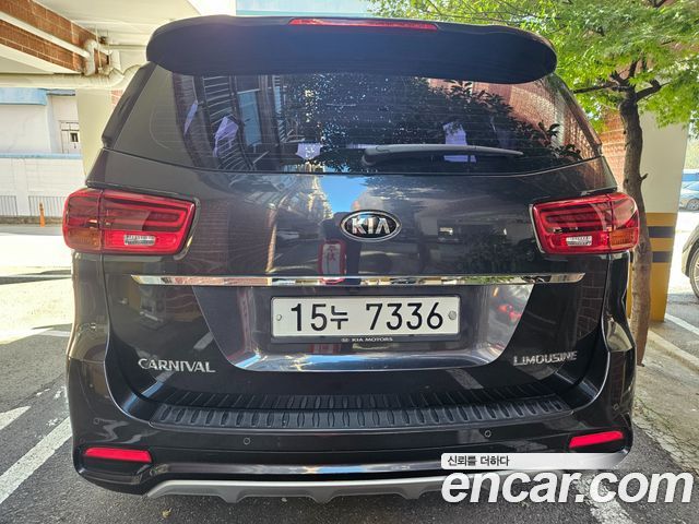 Kia Canival 2019 — photo 4