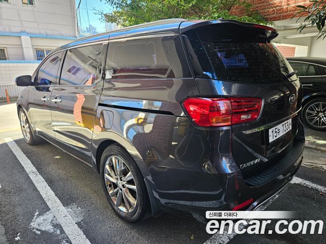 Kia Canival 2019 — photo 5