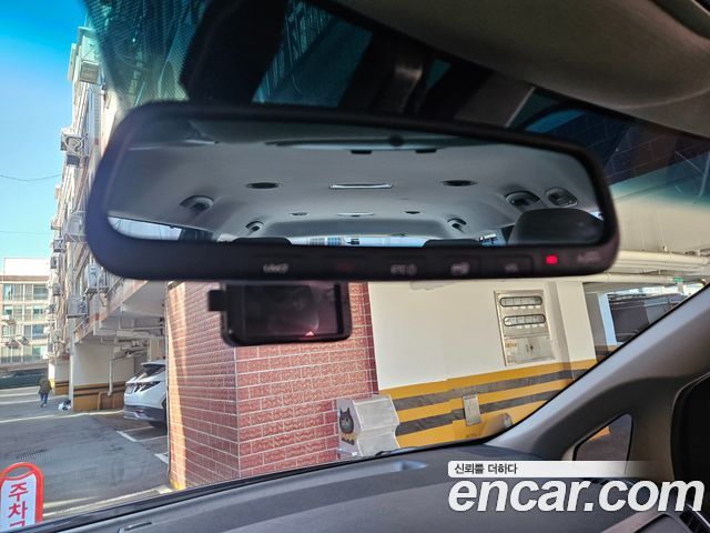 Kia Canival 2019 — photo 14
