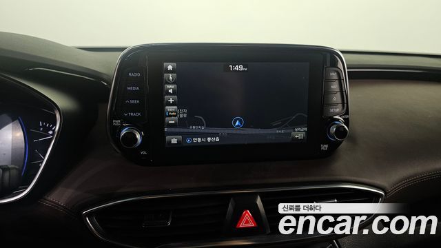 Hyundai Santafe 2019 — photo 12