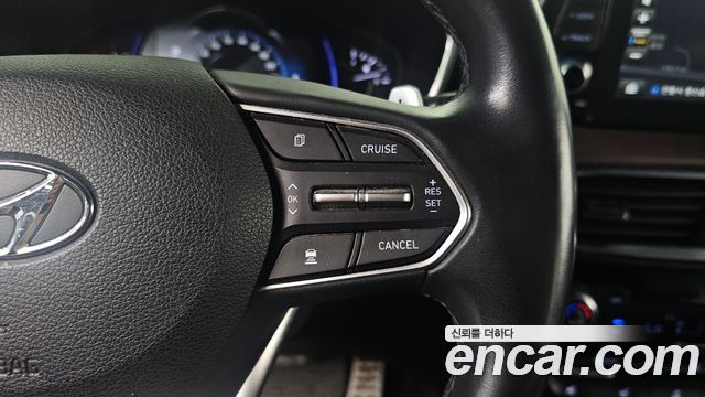 Hyundai Santafe 2019 — photo 15