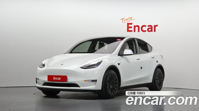 Tesla Model Y 2021 — photo 1