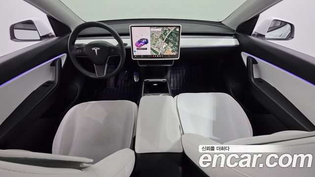 Tesla Model Y 2021 — photo 10