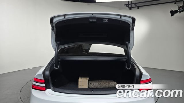 Genesis G80 2024 — photo 26