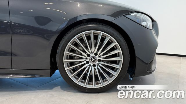 Mercedes-Benz C-Class 2023 — photo 5