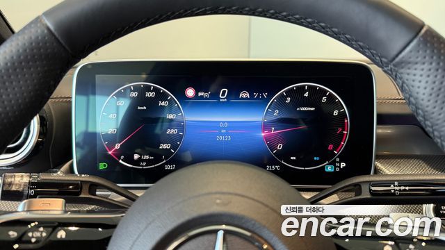 Mercedes-Benz C-Class 2023 — photo 13