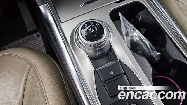 Ford Explorer 2020 — photo 9