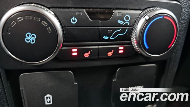 Ford Explorer 2020 — photo 19