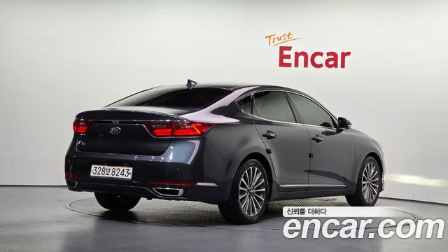Kia K7 2019 — photo 2