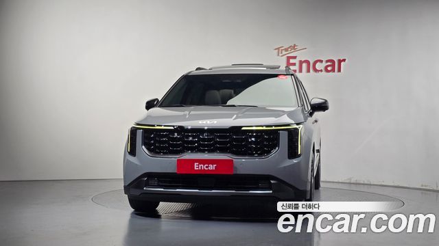 Kia Canival 2025 — photo 3