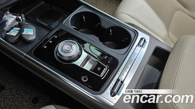 Kia Canival 2025 — photo 12
