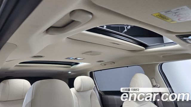 Kia Canival 2025 — photo 22