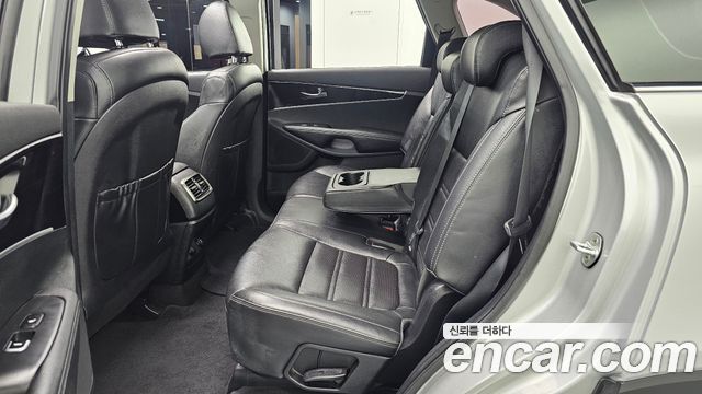 Kia Sorento 2018 — photo 18