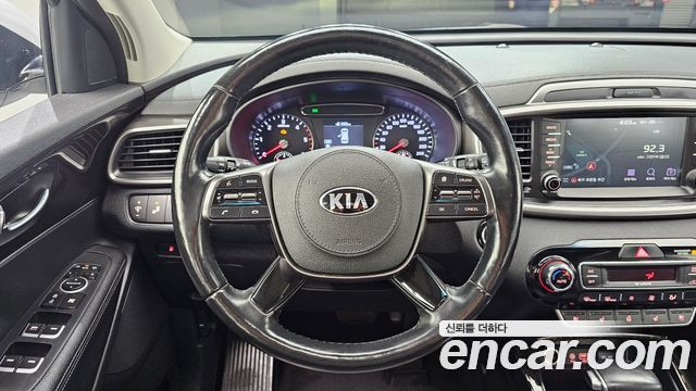 Kia Sorento 2018 — photo 19