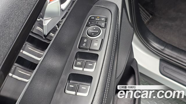 Kia Sorento 2018 — photo 23