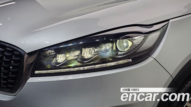 Kia Sorento 2018 — photo 8