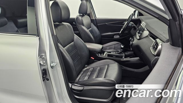 Kia Sorento 2018 — photo 16