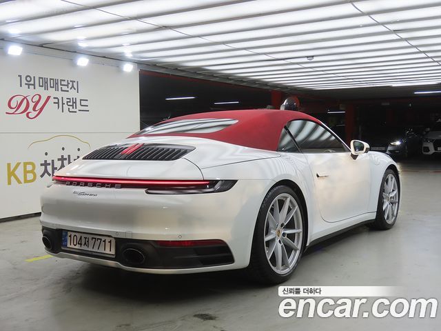 Porsche 911 2021 — photo 4
