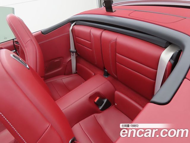 Porsche 911 2021 — photo 8