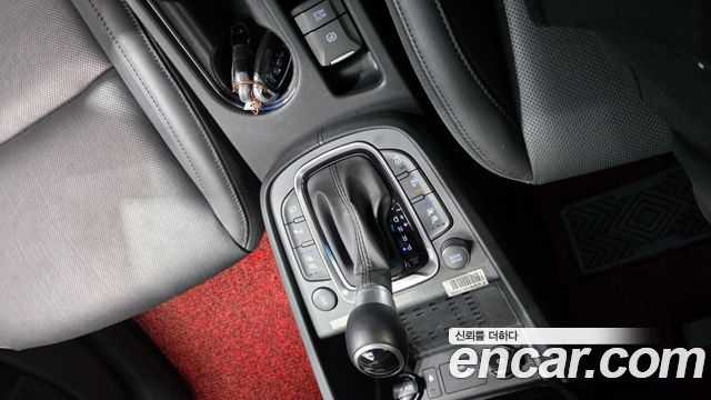 Hyundai Kona 2021 — photo 12