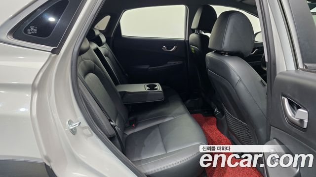 Hyundai Kona 2021 — photo 18