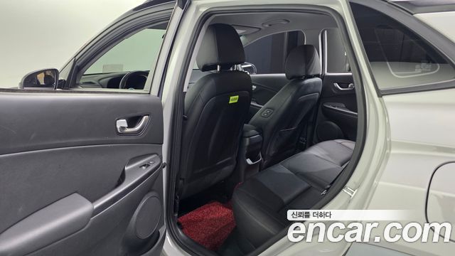 Hyundai Kona 2021 — photo 16