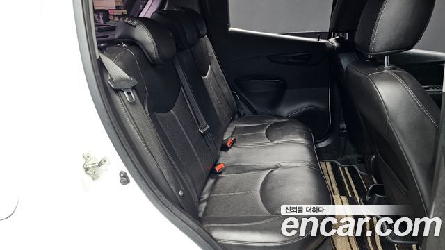 Chevrolet Korea Spark 2016 — photo 18