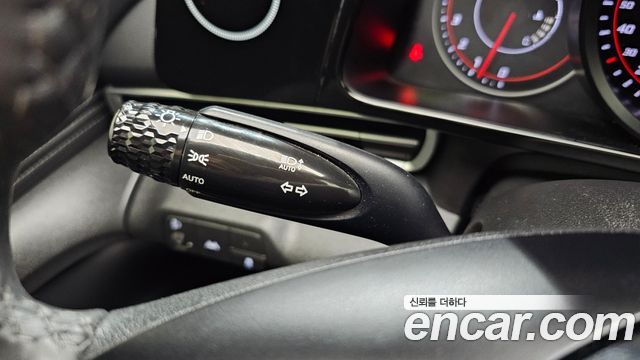 Hyundai AVANTE 2023 — photo 24