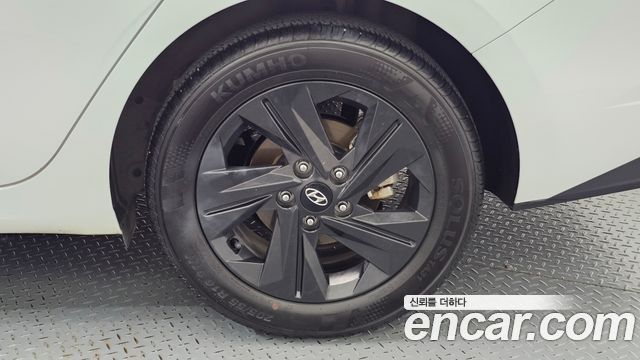 Hyundai AVANTE 2023 — photo 7
