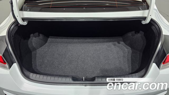 Hyundai AVANTE 2023 — photo 29