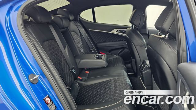 Genesis G70 2019 — photo 12