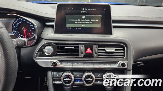 Genesis G70 2019 — photo 14