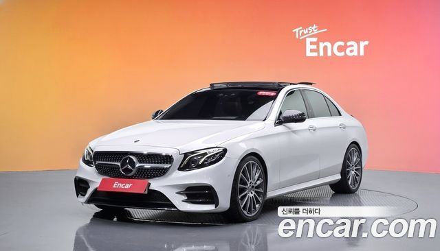 Mercedes-Benz E-Class 2017 — photo 1