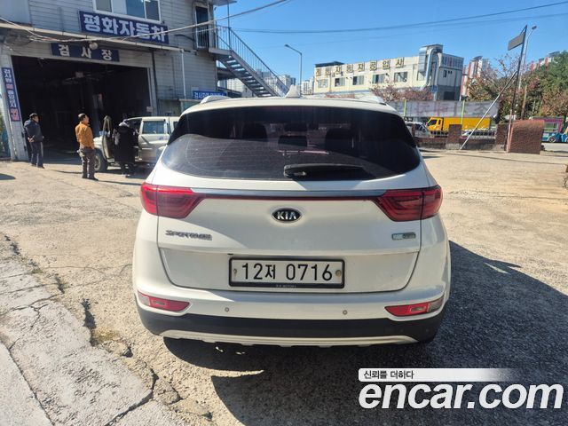 Kia Sportage 2016 — photo 4