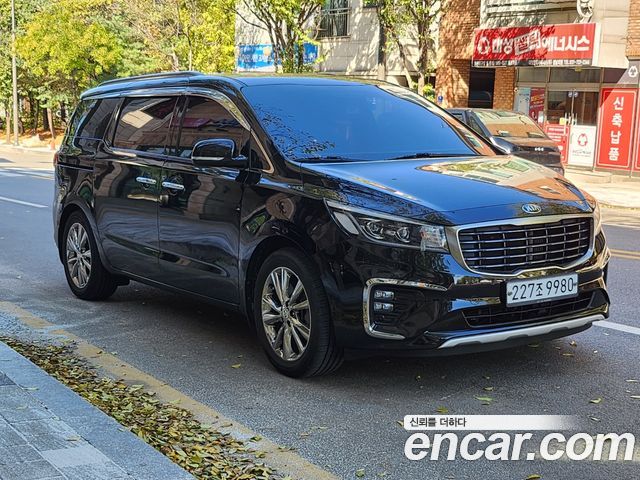 Kia Canival 2020 — photo 3