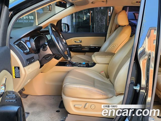 Kia Canival 2020 — photo 6