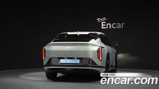 Kia EV4 2027 — photo 4